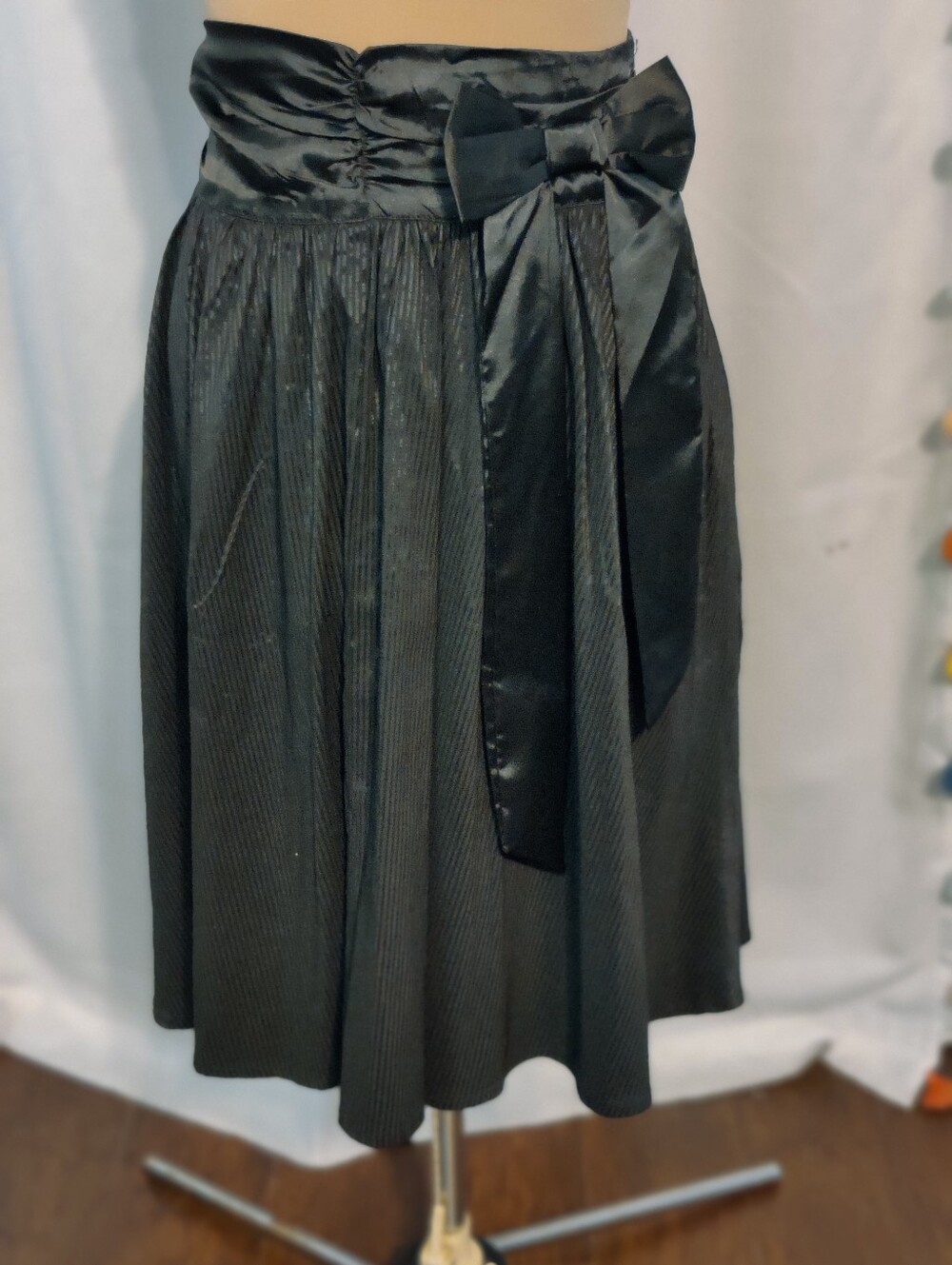 NWT Sourpuss embossed stripes Big Bow gathered Waistband Bad Girl Black Skirt M